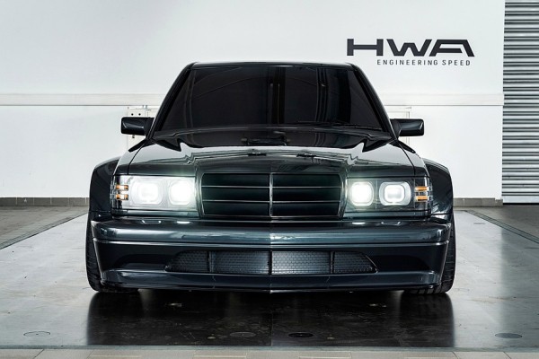 Рестомод HWA Evo от создателей AMG: живые фотографии и технические подробности Рестомод HWA Evo от создателей AMG: живые фотографии и технические подробности
