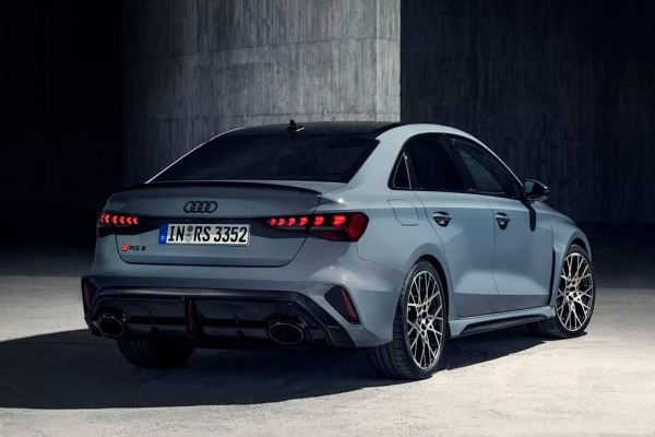 Представлены обновленные &laquo;заряженные&raquo; седан и хэтчбек Audi RS 3
