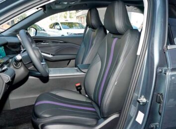 Новый седан Geely Preface 2024 появился в России: озвучены цены
