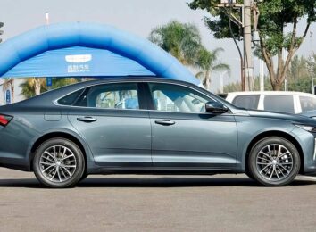 Новый седан Geely Preface 2024 появился в России: озвучены цены