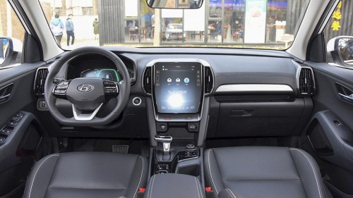 Hyundai ix35 подешевел в России на 600 тыс. рублей &mdash; теперь кроссовер стоит от 2,7 млн рублей