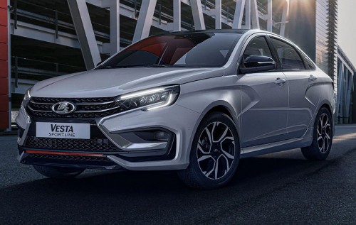 Из-за потенциальной проблемы с возгоранием АвтоВАЗ почти не отгружает Lada Vesta дилерам &mdash; машины вновь складируют на территории завода