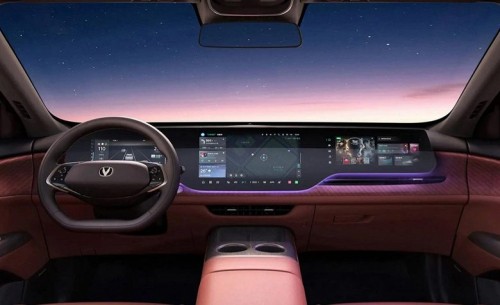 Предложение, от которого невозможно отказаться.&nbsp;Новейший Changan CS75 PLUS с &laquo;космическим&raquo; дизайном, &laquo;автоматом&raquo; Aisin и тремя экранами в салоне &mdash; всего за 17 тыс. долларов