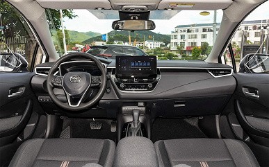 Седан Toyota с автоматической коробкой передач &mdash; и всего 2,25 млн рублей. В России начали продавать новый Toyota Levin