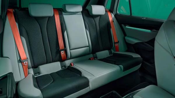 Дебютировал новый электрокроссовер Skoda Elroq: заказы уже принимаются
