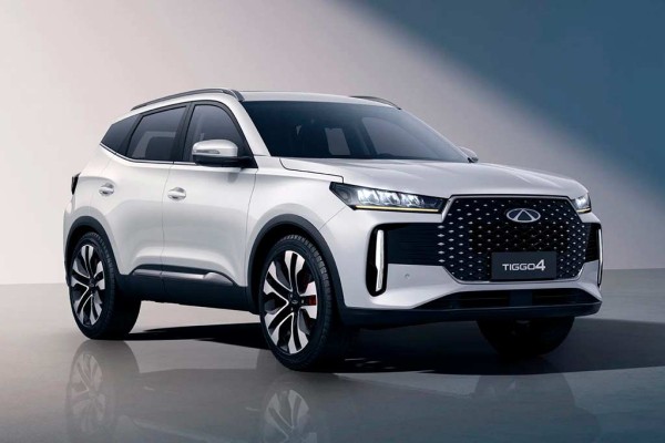 Рестайлинговый Chery Tiggo 4 2025 для России лишится приставки &laquo;Pro&raquo; в названии