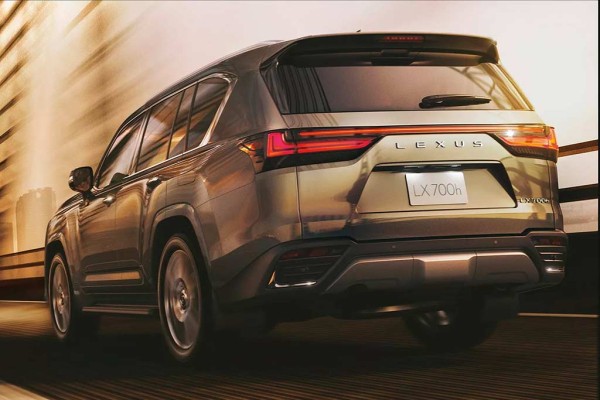 Для Lexus LX впервые стала доступна гибридная версия: ей присвоили индекс &laquo;700h&raquo;