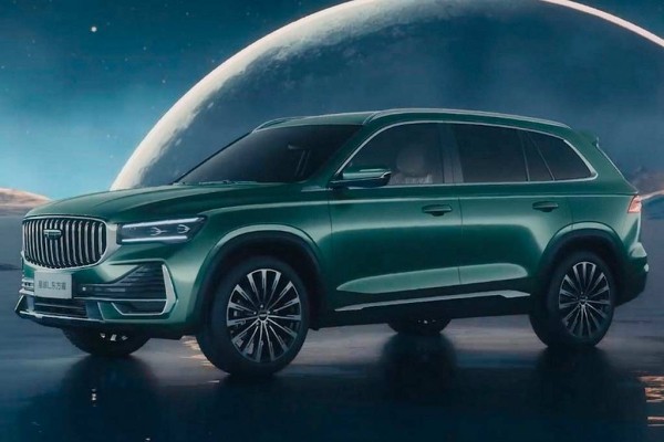 Обновленный кроссовер Geely Monjaro 2025 получил измененные внешность и салон
