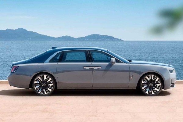 Rolls-Royce Ghost Series II: обновленный вариант седана второго поколения