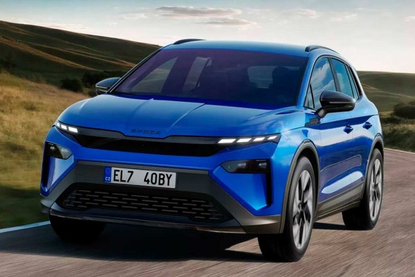 Чехи официально представили компактный электрический кроссовер Skoda Elroq