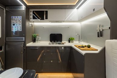 Старый 36-летний КамАЗ-43101 превратили в крутой автодом — в нем есть даже хамам и посудомоечная машина Старый 36-летний КамАЗ-43101 превратили в крутой автодом — в нем есть даже хамам и посудомоечная машина