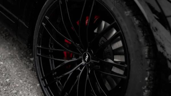 Мощнее RS Q8: тюнинг от ABT поднял Audi SQ8 на новый уровень
