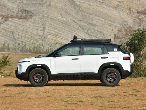 Новейший кроссовер Geely с мотором от Coolray по цене Lada Niva. В Китае стартовали предпродажи Geely Cowboy, цена &mdash; всего 13,2 тыс. долларов