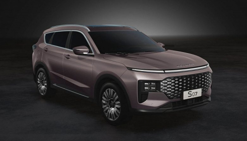 186 л.с., 8-ступенчатый «автомат», полный привод — от 2,85 млн рублей. В России куплен первый кроссовер Soueast S07 186 л.с., 8-ступенчатый «автомат», полный привод — от 2,85 млн рублей. В России куплен первый кроссовер Soueast S07