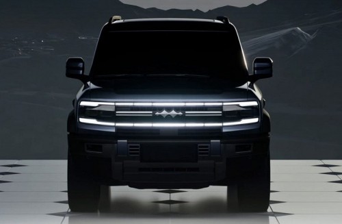 Китайский аналог Toyota Land Cruiser Prado с 680-сильной гибридной силовой установкой &mdash; всего 5,25 млн рублей. В России подешевел рамный внедорожник BYD Leopard 5