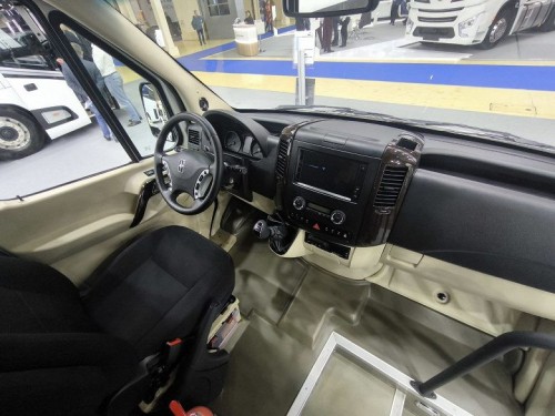 В Россию привезли &laquo;китайский Mercedes-Benz Sprinter&raquo;. Стоит как две &laquo;ГАЗели&raquo;