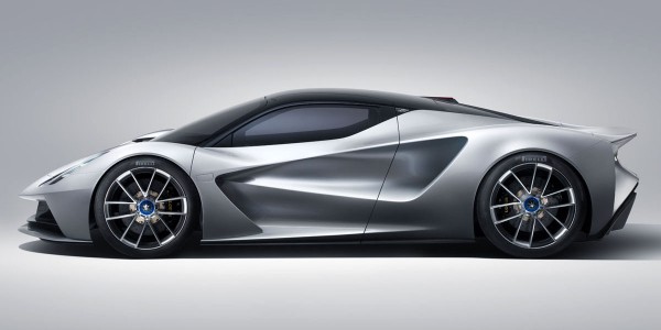 Ждали 4 года: на рынок вышел крутой гиперкар Lotus Evija
