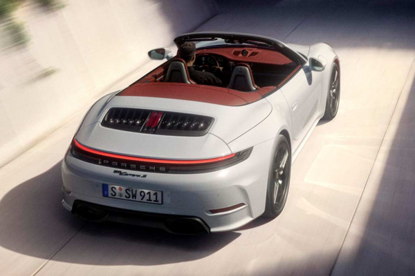 Представлен обновленный вариант Porsche 911 Carrera S: спорткар стал еще мощнее Представлен обновленный вариант Porsche 911 Carrera S: спорткар стал еще мощнее