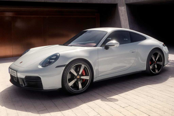 Представлен обновленный вариант Porsche 911 Carrera S: спорткар стал еще мощнее Представлен обновленный вариант Porsche 911 Carrera S: спорткар стал еще мощнее