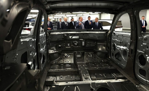 Что ещё показали Путину на АвтоВАЗе: появились качественные фото Lada B+Cross, Lada Iskra, новых Lada Niva Что ещё показали Путину на АвтоВАЗе: появились качественные фото Lada B+Cross, Lada Iskra, новых Lada Niva