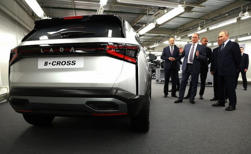 Что ещё показали Путину на АвтоВАЗе: появились качественные фото Lada B+Cross, Lada Iskra, новых Lada Niva Что ещё показали Путину на АвтоВАЗе: появились качественные фото Lada B+Cross, Lada Iskra, новых Lada Niva