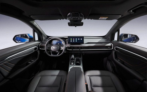 Самый крупный кроссовер Geely в России подорожал до почти 4 млн рублей. Geely Okavango, превосходящий по размерам Geely Monjaro, на рынке всего несколько месяцев