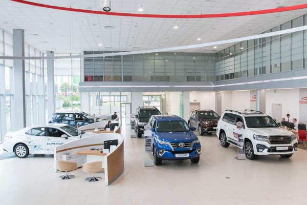 Toyota из России ушла, но официальные машины все еще продаются