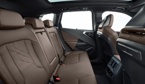 В РФ стартовали продажи нового кроссовера BMW X3: цена удивит