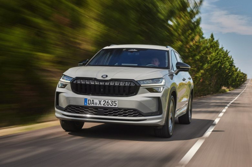 В Россию привезли совершенно новый полноприводный Skoda Kodiaq 2024, да еще и в 7-местной версии. Цена &mdash; 4,95 млн рублей