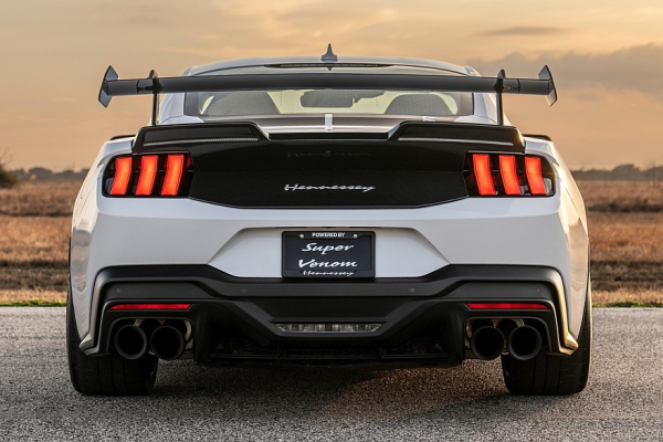 Hennessey ещё раз пришпорила &laquo;тёмную лошадку&raquo;: представлен Super Venom Mustang