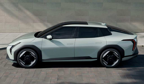 Электрический KIA EV4 дебютирует на рынке в виде седана и хэтчбека