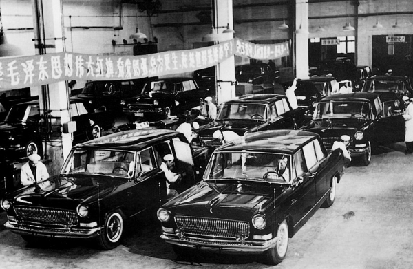 Hongqi: красное знамя китайского автопрома
