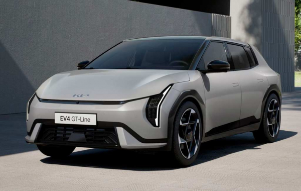 Электрический KIA EV4 дебютирует на рынке в виде седана и хэтчбека