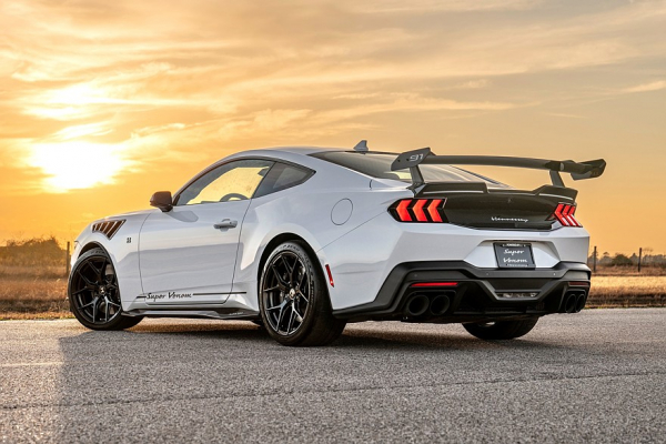 Hennessey ещё раз пришпорила &laquo;тёмную лошадку&raquo;: представлен Super Venom Mustang