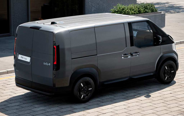 KIA PV5: корейцы показали электрические минивэн и фургон