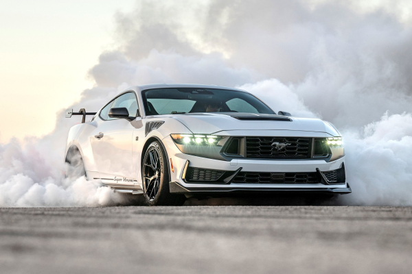 Hennessey ещё раз пришпорила &laquo;тёмную лошадку&raquo;: представлен Super Venom Mustang