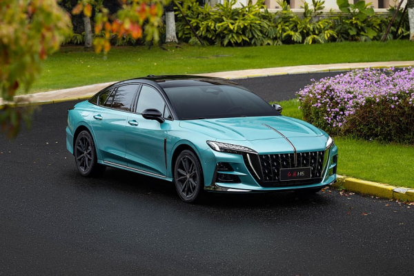 Hongqi: красное знамя китайского автопрома