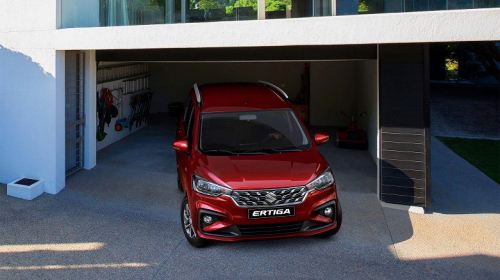 Японский конкурент Lada Largus &mdash; гораздо доступнее китайских кроссоверов: в России дешевеют компактвэны Suzuki Ertiga
