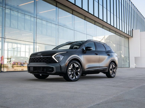 К российским дилерам приехали новые Kia Sportage: названы актуальные цены