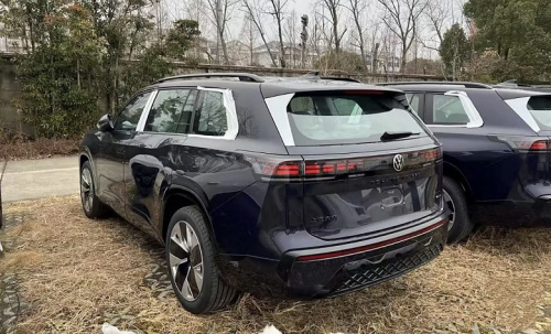 Новый Volkswagen Teramont полностью рассекречен до премьеры: огромный кроссовер лишится мотора VR6