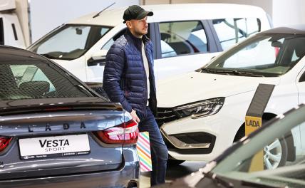 Сотни тысяч непроданных машин уйдут за копейки&nbsp;&mdash; выживут те дилеры, которые сообразят это первыми