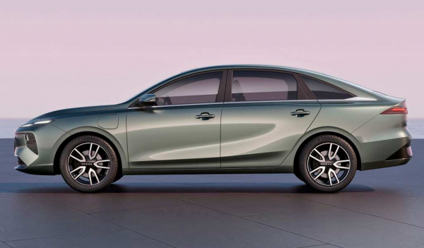 Китайцы из SAIC представили электрический седан Roewe D6