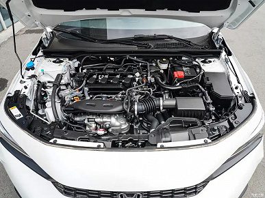 Представлена Honda Civic 2025: 203 л.с. и коробка e-CVT