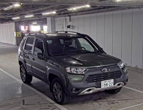 В Японии выставили на продажу Lada Niva Travel. За машину с пробегом 2 тыс. км просят всего 600 тыс. рублей