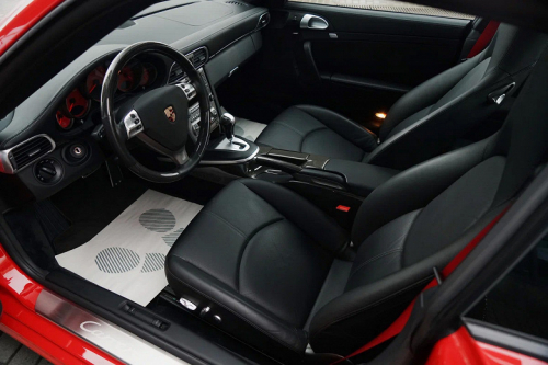 В России продают &laquo;безупречный&raquo; Porsche 911 в состоянии &laquo;капсулы времени&raquo;: 19 лет, а пробег всего 9,5 тыс. км
