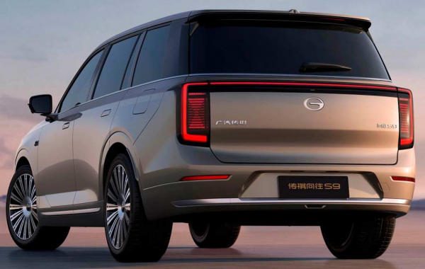 Китайцы представили большой гибридный кроссовер GAC Trumpchi S9 Китайцы представили большой гибридный кроссовер GAC Trumpchi S9