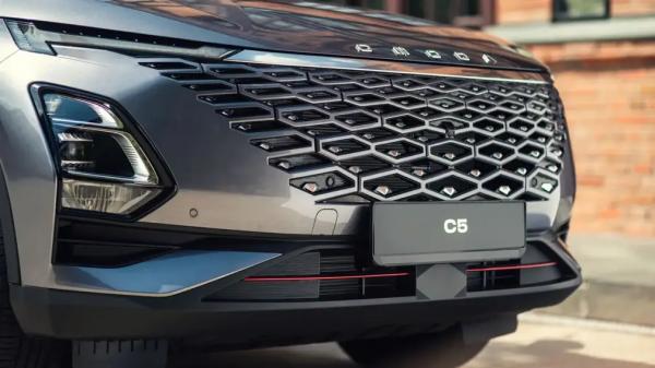 Импорт новых авто в РФ рухнул на 66%: лидируют Китай и Changan