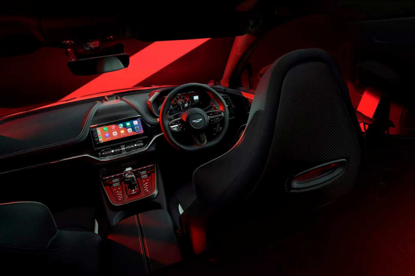 Aston Martin DBX S: самый мощный бензиновый кроссовер на рынке