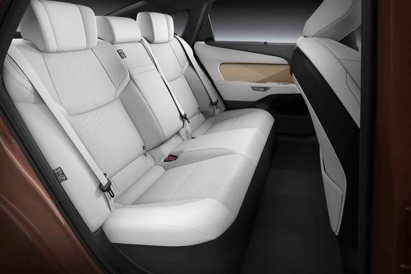 Новый Lexus ES будет предлагаться исключительно в гибридных и электрических версиях
