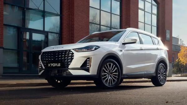 Jetour остаётся в России: запланированы автоновинки